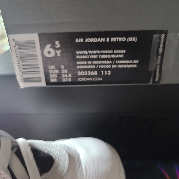AIR JORDAN VIIIWHITE/TURBO GREEN Size 6.5 Y (Big Boys Size) - Picture 7 of 16
